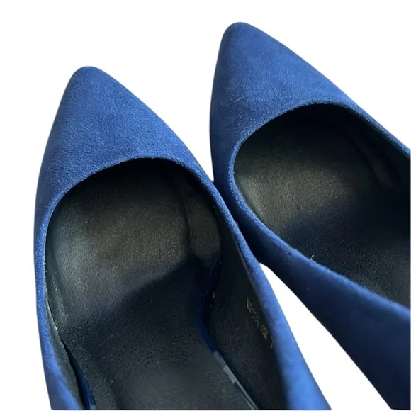 NWOT IDIFU, Suede Navy Blue Heels, Size 7 - Picture 5 of 11